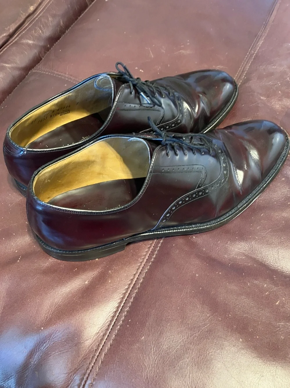 Johnston & Murphy Men’s shoes 11 C Brown Cap Toe Oxford